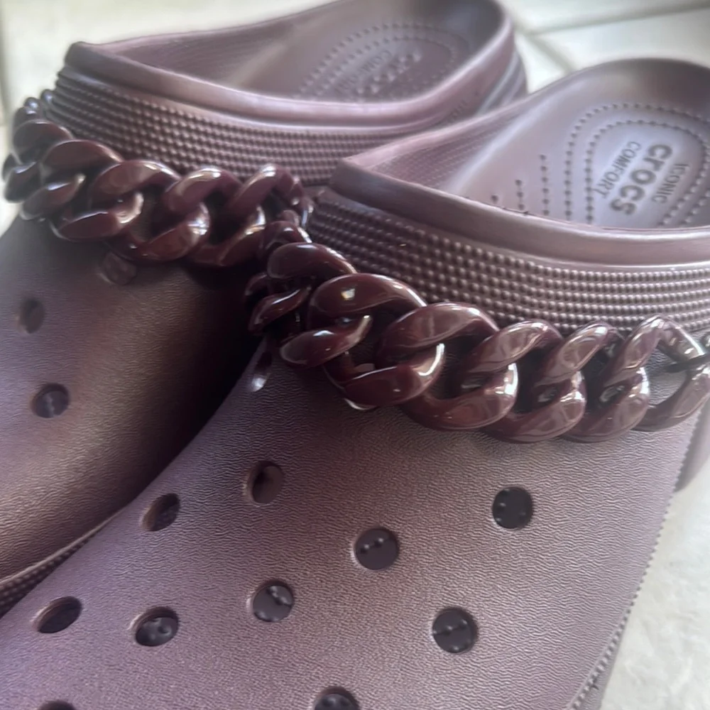 CROCS Women's Chain Detail Platform Clogs - Dark Brown - Picture 4 of 6